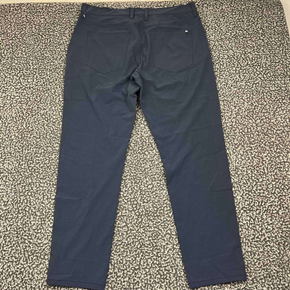 Travis Mathew Golf Pants Men Navy Blue 34x30 Stretch Trousers Pockets Outdoor - Picture 2 of 8